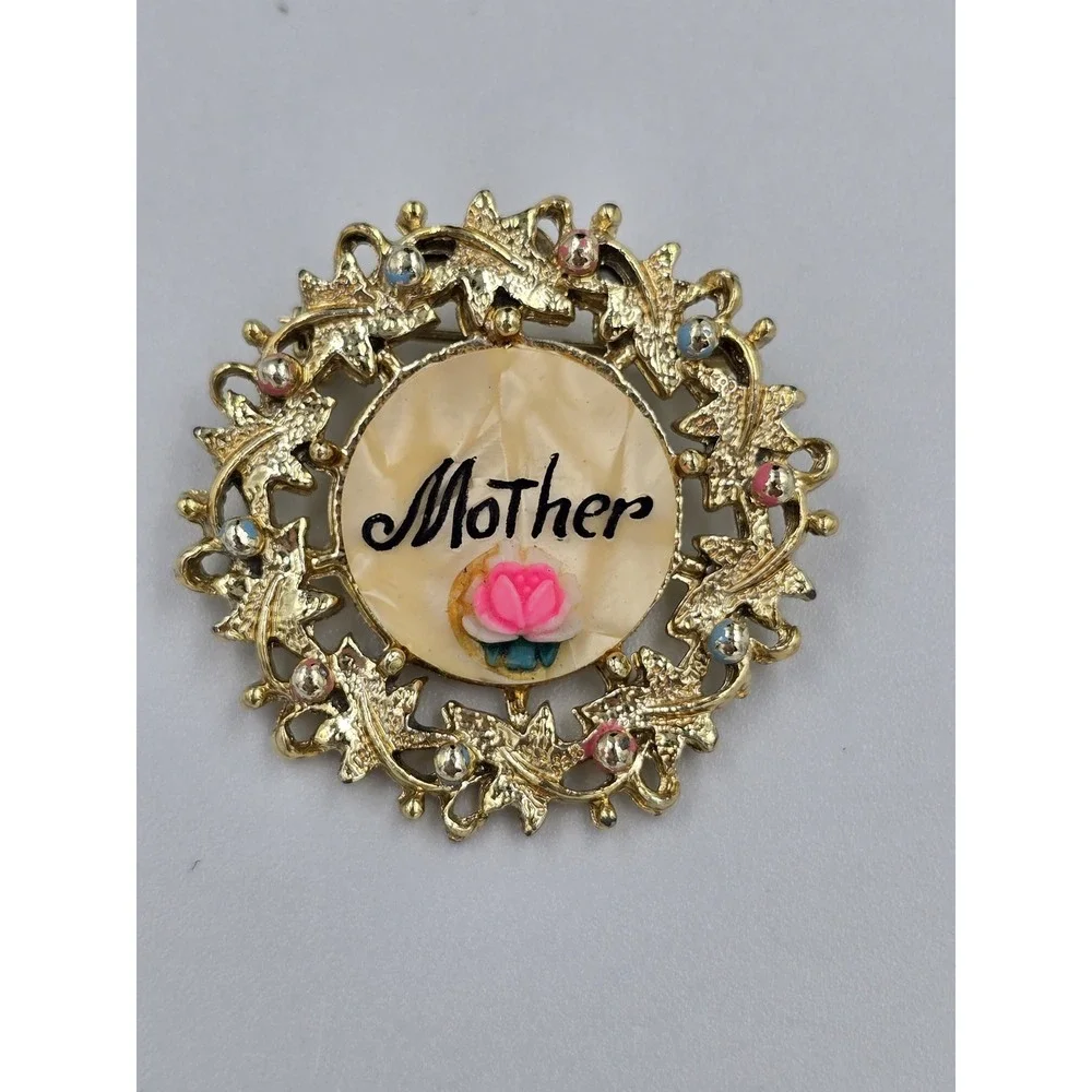 Does not apply vintage mother
